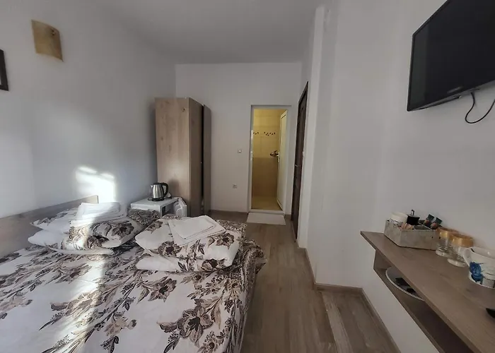 Guest Kostovi Homestay