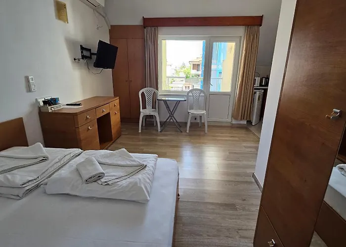 Homestay Guest Kostovi *